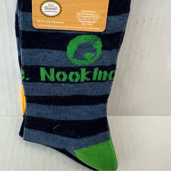Animal Crossing New Horizons 2 Pairs of Crew Socks - Picture 3 of 5